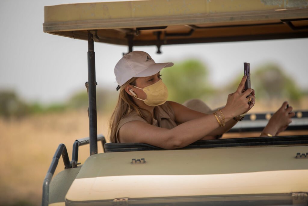 The best 4-days safari in Tanzania Serengeti, and Ngorongoro crater