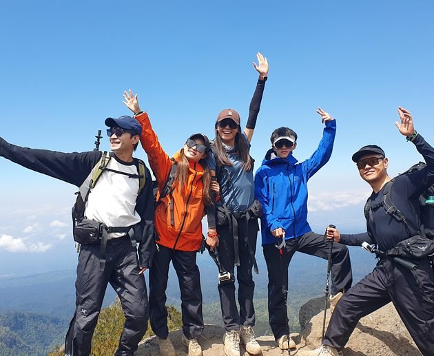 Kilimanjaro Group Climbing 2027–2028: Join a Guided Expedition and Reserve Your Spot