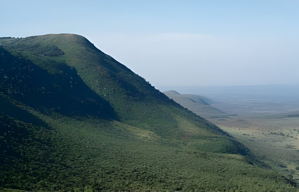 Climbing Mount Kenya in 2025 : Essential Trekking Tips Climbing Mount Kenya in 2025