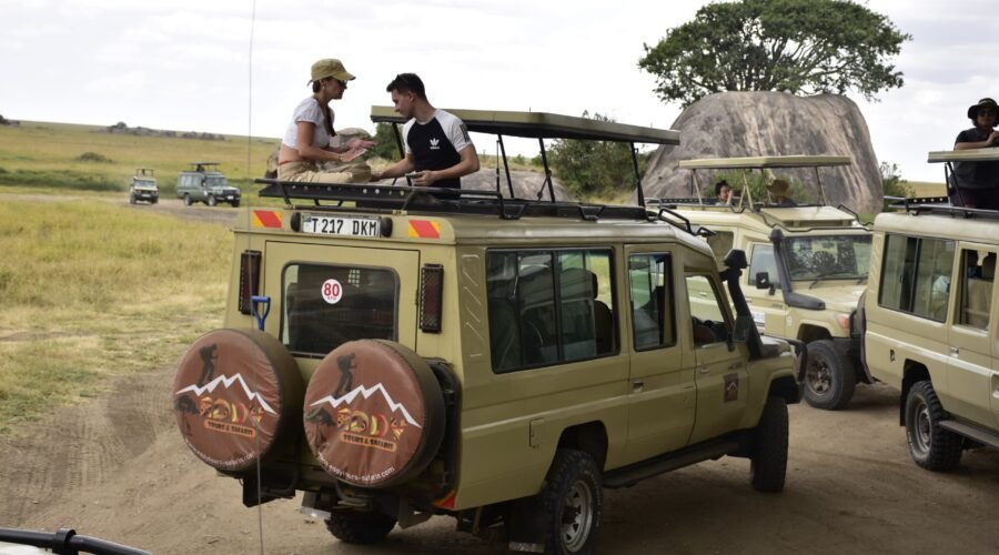 3-days Safaris to Serengeti & Ngorongoro