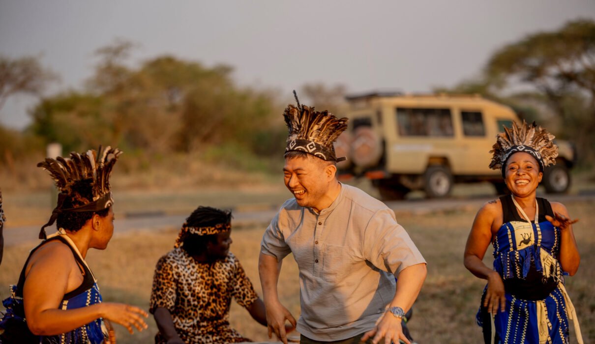 Best Serengeti & Crater Safari – 5-Day Strategic Game Drive: 7 Powerful Reasons to Book This Ultimate Adventure