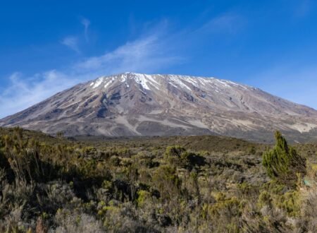 K2 vs Kilimanjaro: Difficulty Comparison – 7 Powerful Facts Every Climber Must Know