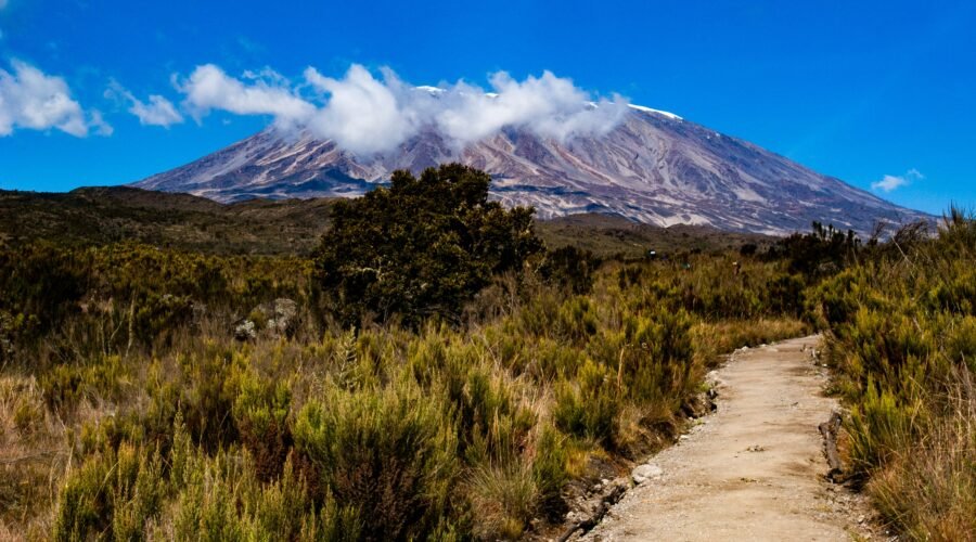 Mount Kilimanjaro Helicopter Crash – Tragic 5 Lives Lost on Africa’s Highest Peak