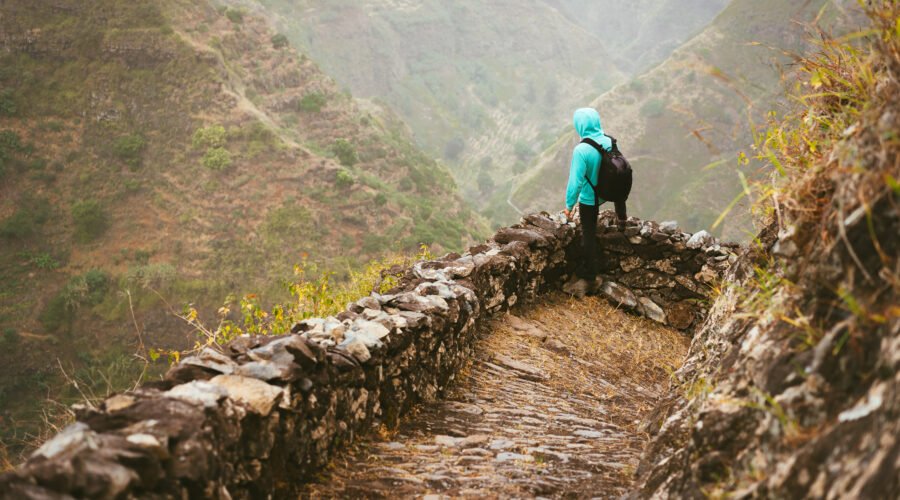 Inca Trail vs Kilimanjaro: Which Trek Is Better? 7 Powerful Facts to Decide Your Ultimate Adventure