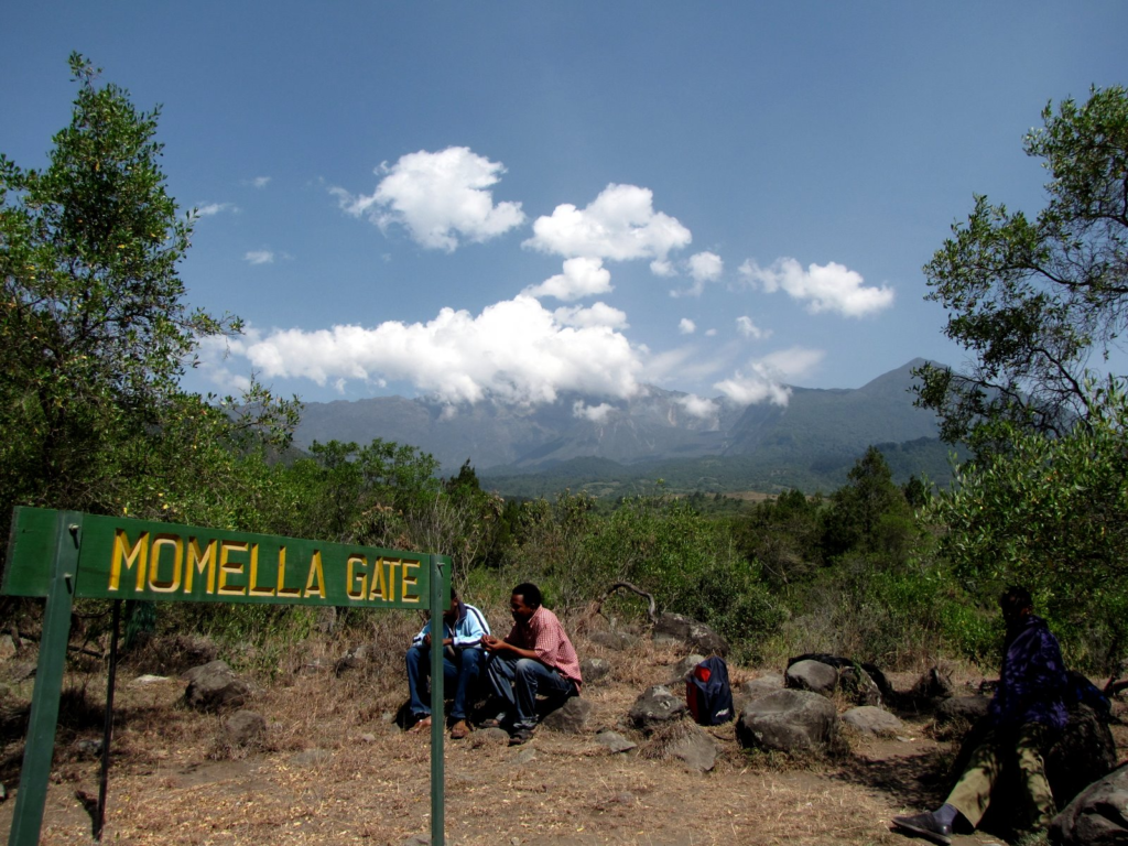 5 Days Mount Meru Climb & Arusha Day Trips – 9 Powerful Reasons This Is the Smartest Kilimanjaro Acclimatization Adventure