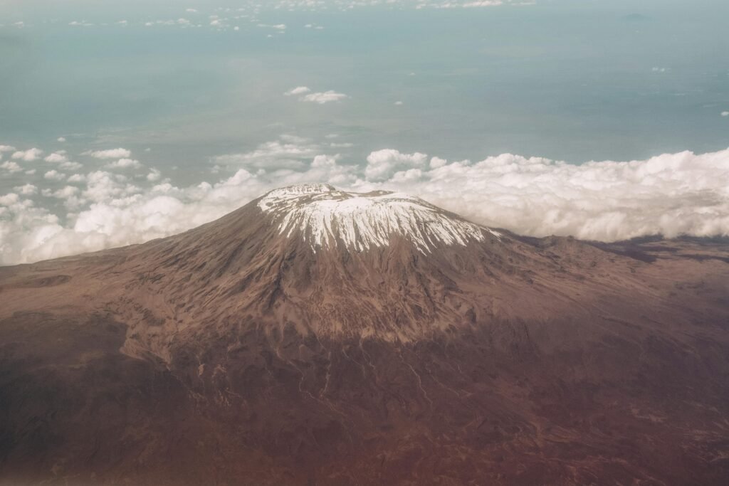Historical Climbs of Kilimanjaro: Famous Expeditions – 9 Powerful Stories That Shaped the Mountain