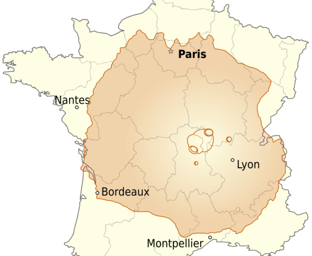 Climbing Olympus Mons: The Tallest Mountain in the Solar System – 9 Powerful Facts That Will Amaze You