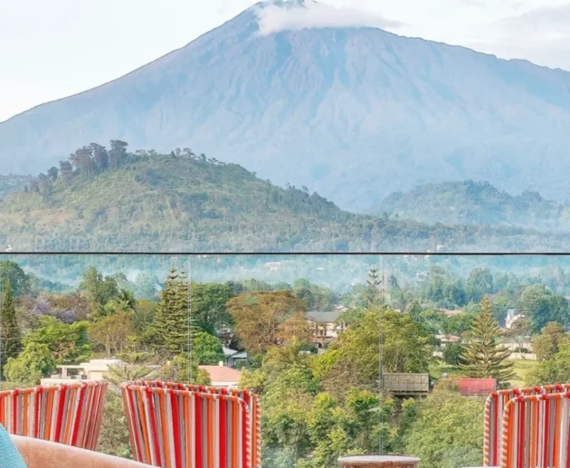 Unforgettable 6 Days Arusha, Tarangire, Serengeti & Ngorongoro Crater Safari (2026, 2027 & 2028)