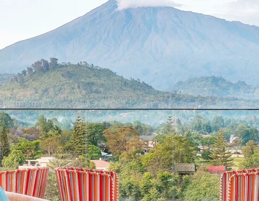 Unforgettable 6 Days Arusha, Tarangire, Serengeti & Ngorongoro Crater Safari (2026, 2027 & 2028)